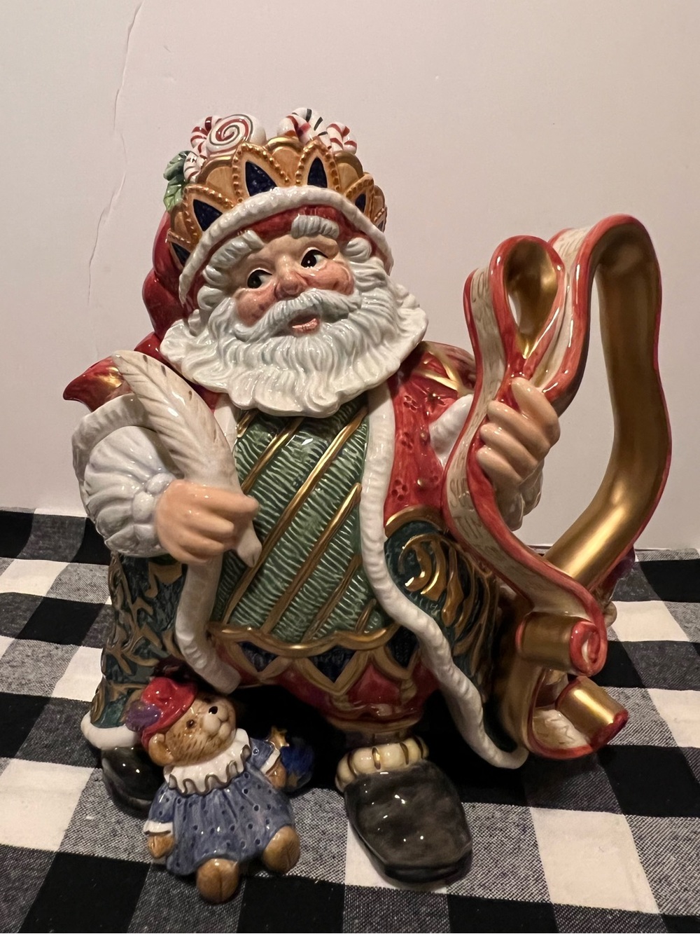 NWT FITZ & FLOYD CHRISTMAS COURT SANTA TEAPOT.